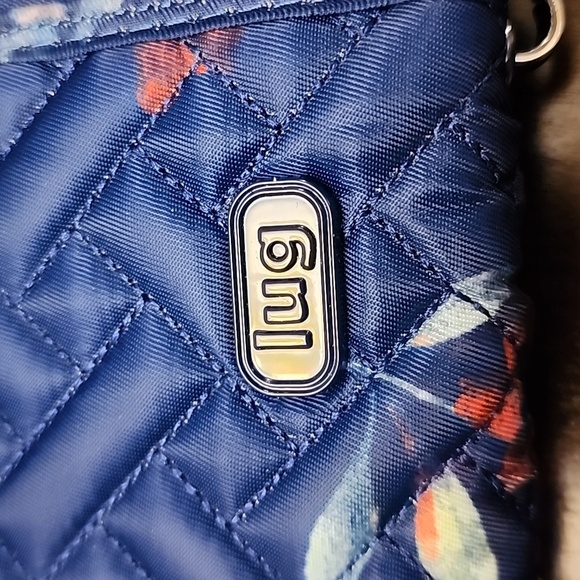 LUG Handspring Wristlet Blue Bouquet Convertible Wallet New - Picture 2 of 9